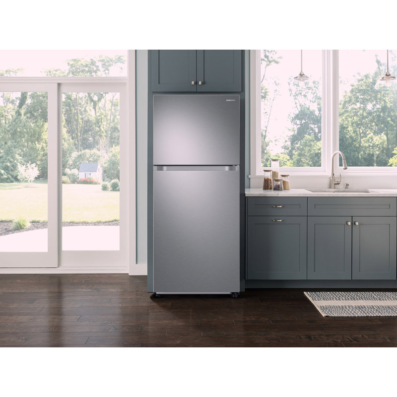 Samsung 29" Top Freezer 17.6 cu. ft. Energy Star Refrigerator with